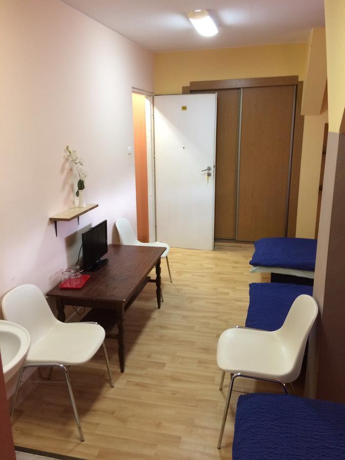 U Szermierzy Hostel Wroclaw Exterior photo
